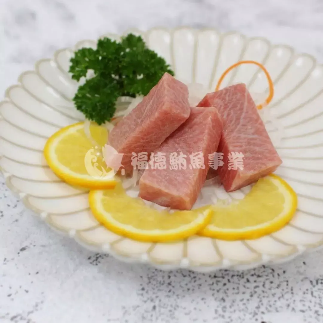 東港黑鮪魚 2026 年必吃美食!東港黑鮪魚生魚片保證驚艷您的味蕾! 東港黑鮪魚【金三角】